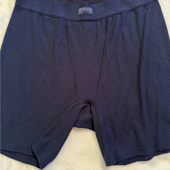 SKIMS Women's Loungewear - Picture 5 of 14